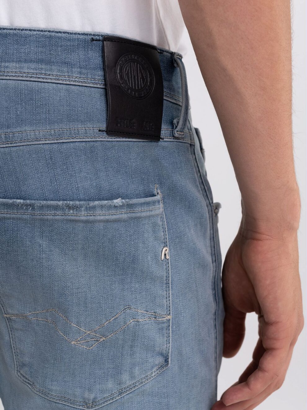 REPLAY SLIM FIT ANBASS JEANS